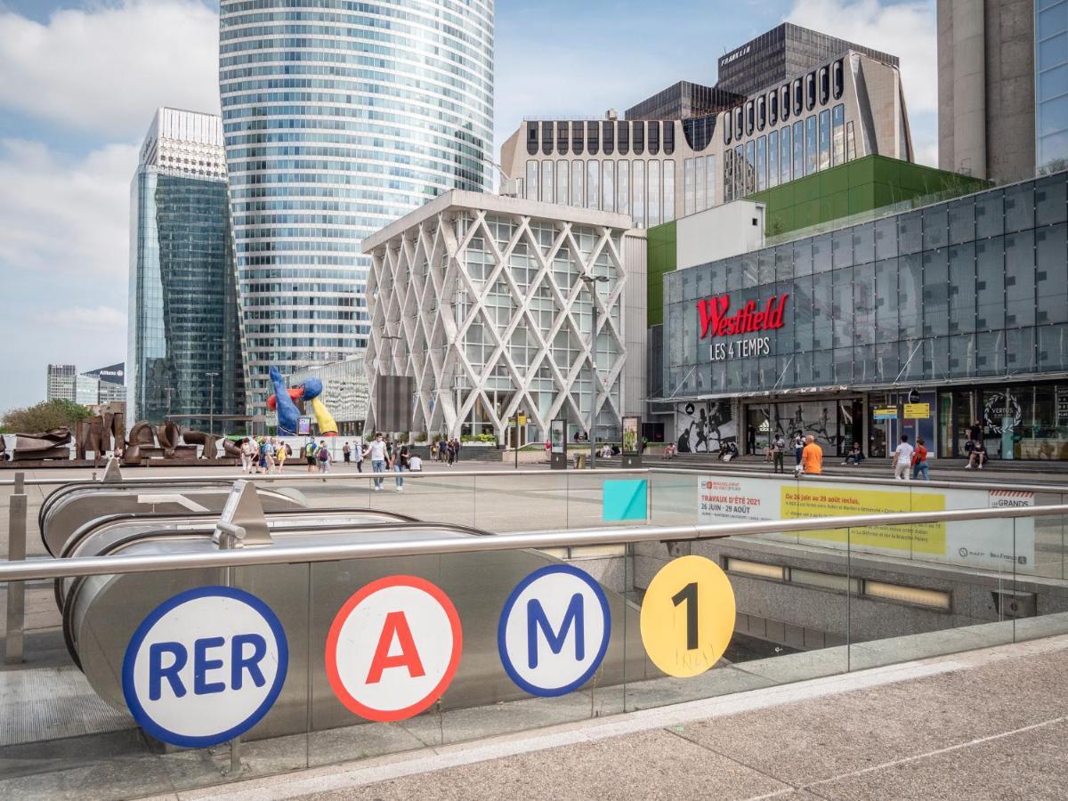 Mercure Paris La Defense Grande Arche Нантер Екстериор снимка